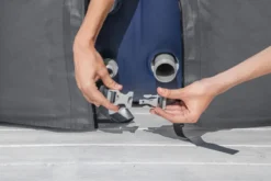 Bestway Lay-Z Spa Isolerende Beschermhoes - 230 X 230 Cm 8 Bestway Lay-Z Spa Isolerende Beschermhoes - 230 X 230 Cm -Zwembaduitrustings Winkel 1267 1900 thermal cover vierkant klippen resultaat