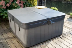 W'eau Spa Cover 200 X 200 Cm - Radius 18 Cm -Zwembaduitrustings Winkel kopie van laj09922 2