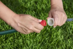 Bestway H2OGO! Mount Splashmore Mega Waterpark 21 Bestway H2OGO! Mount Splashmore Mega Waterpark -Zwembaduitrustings Winkel slang 1